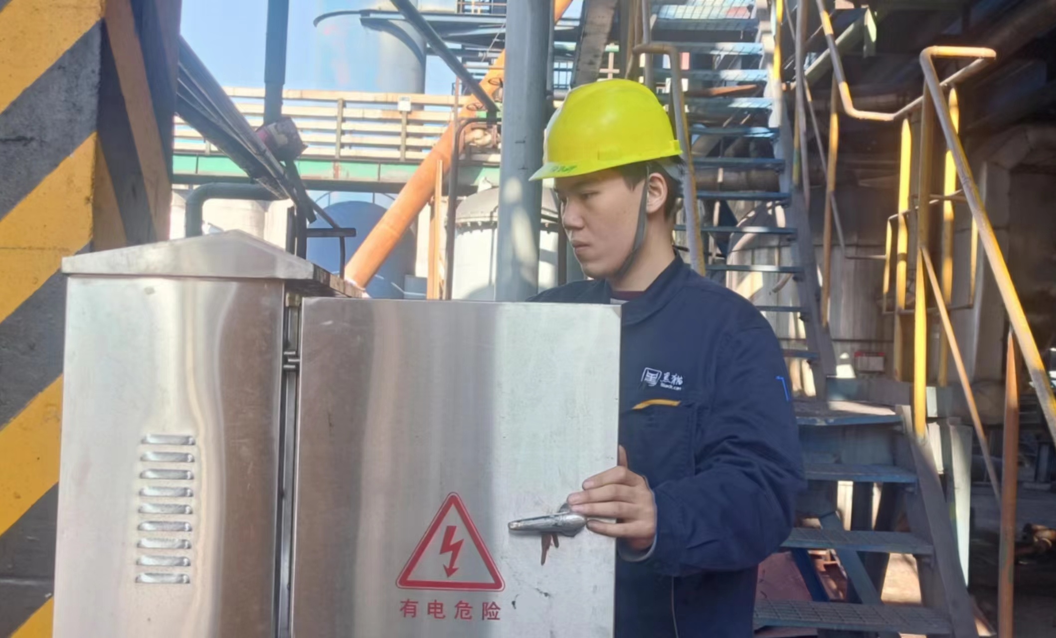 �����ǣ�װ����Ļ���ػ��� (2).jpg