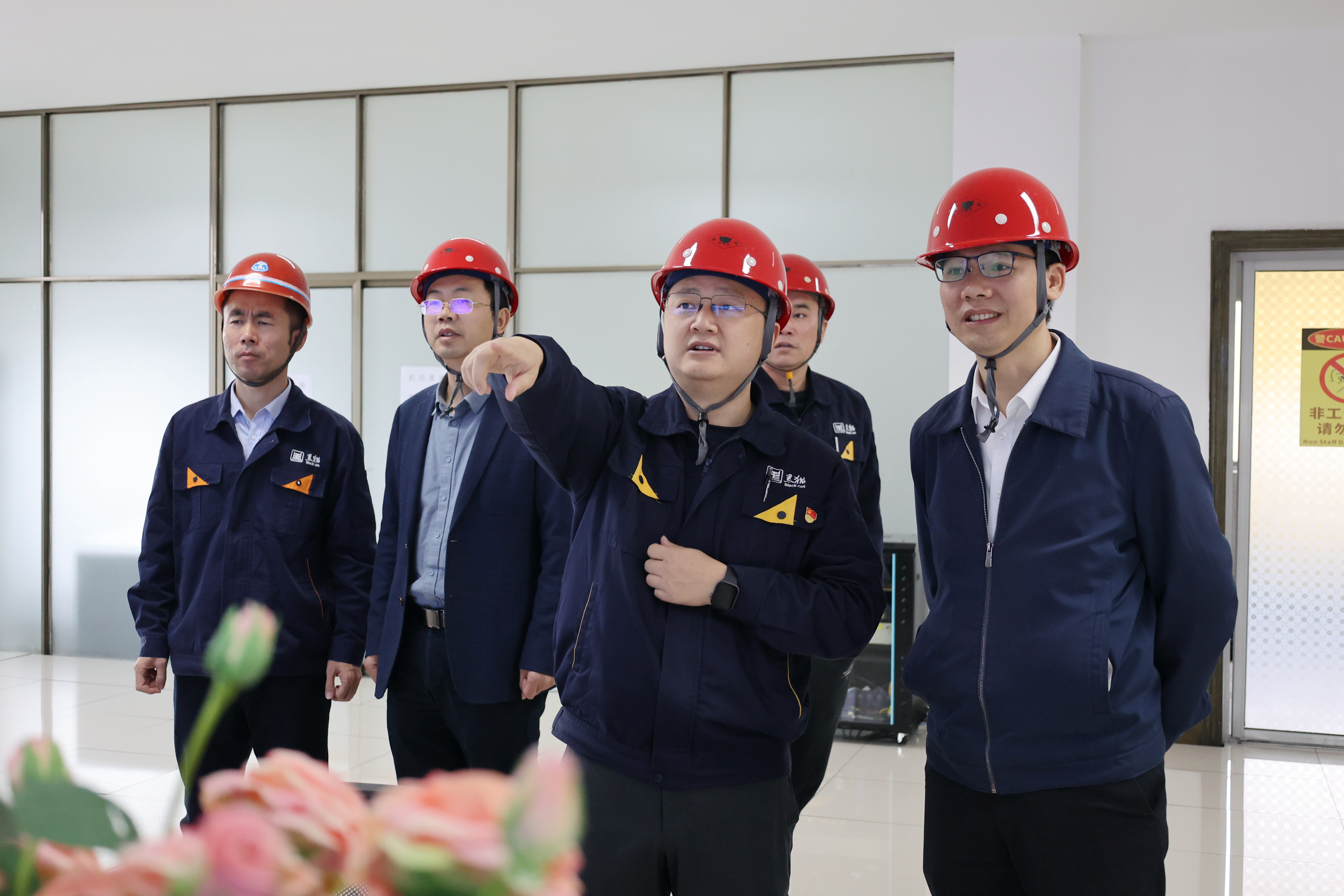 ͼ2 �����ֳ�.JPG